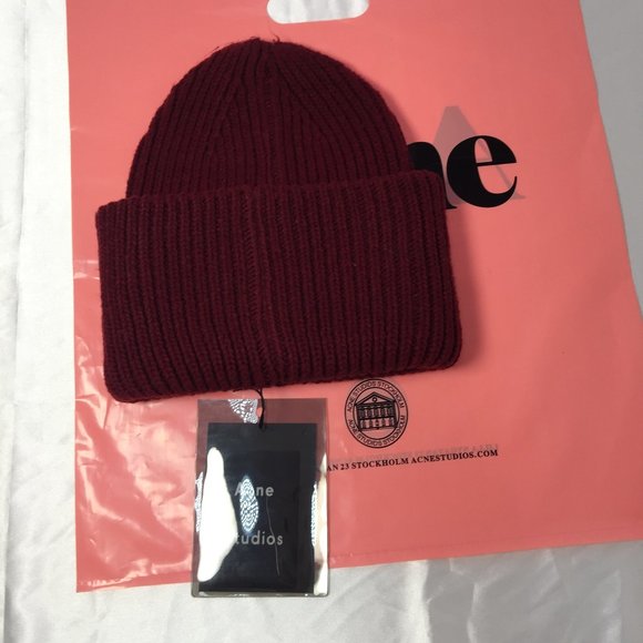 Acne Studios Pansy Beanie Burgundy - Picture 2 of 4